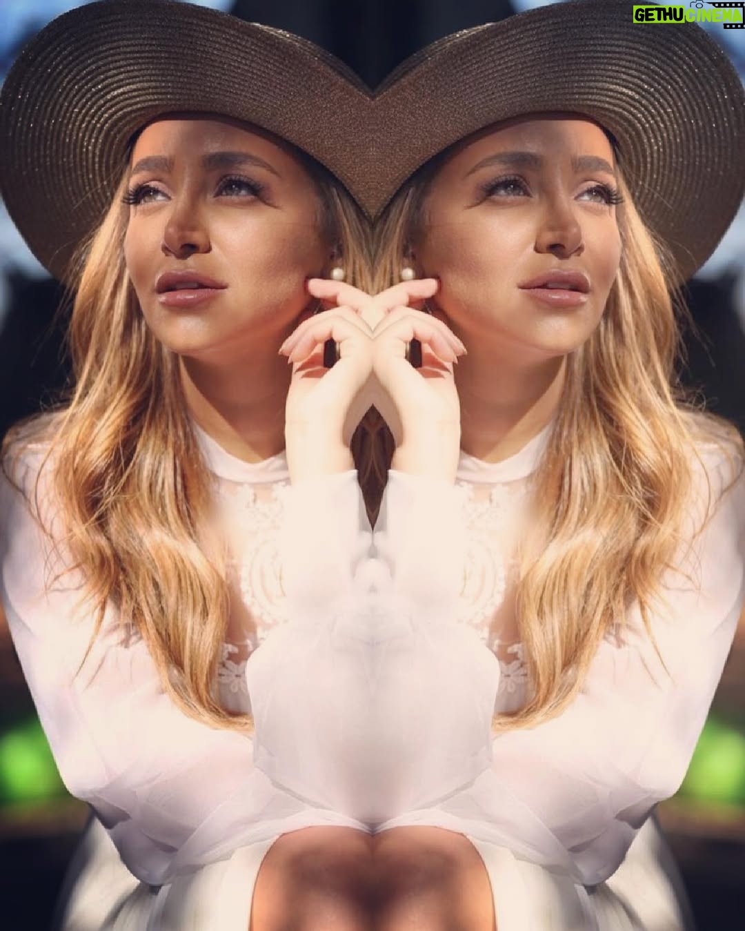 Rozina Lazkani - 24.3K Likes - Mirror of the Heart ❤️ #music #lyle_mays #jazz #jazzmusic 
#beautifuldestinations💞 #glam #peace #style