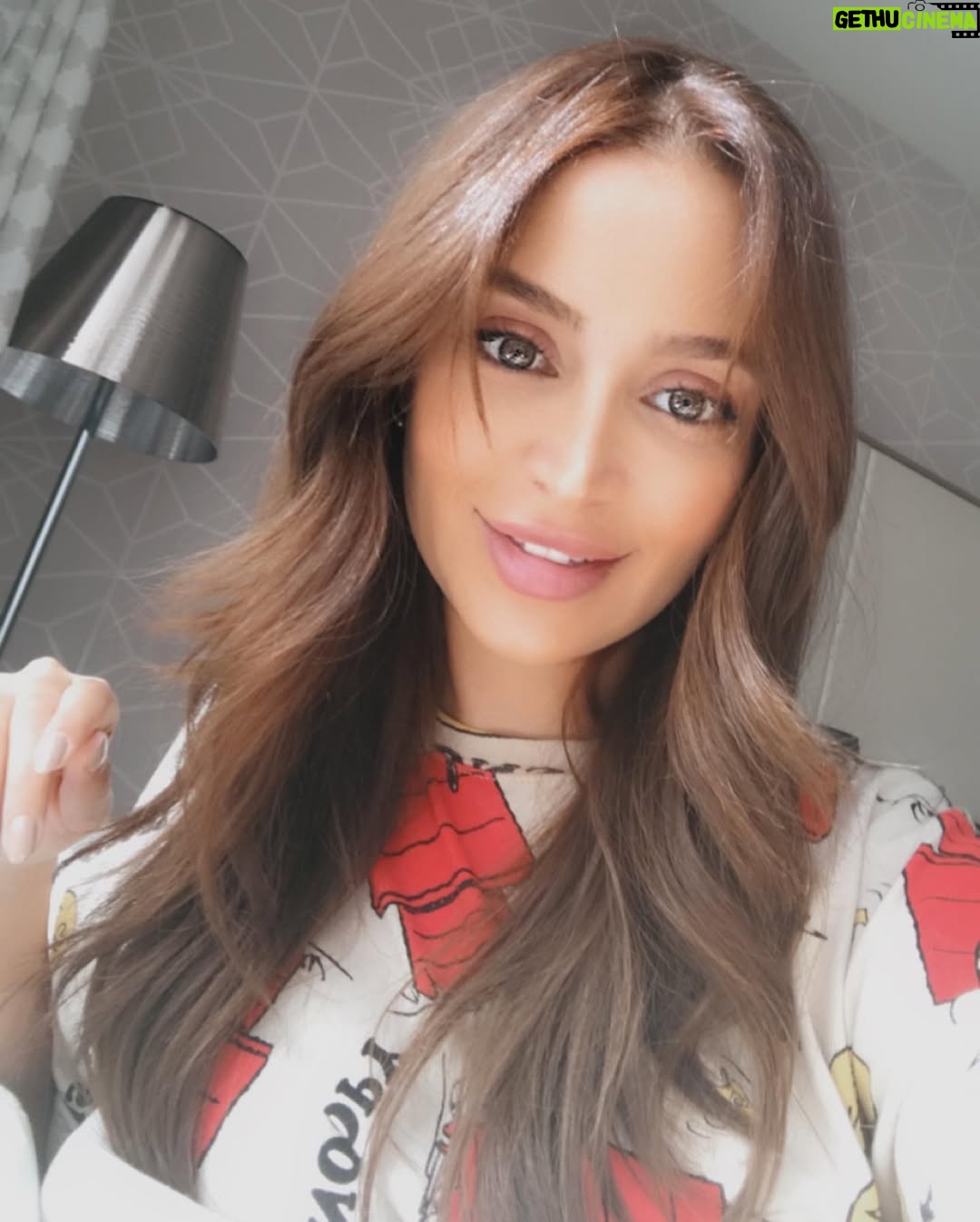 Rozina Lazkani - 22.4K Likes - 🤍