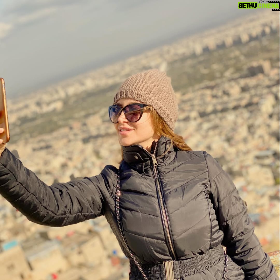Rozina Lazkani - 24.3K Likes - 🌸🌸يوم جميل 
#damascus #syria #rouzainalazkani #winter #beautiful #friends #روزينا_لاذقاني #drama #دراما