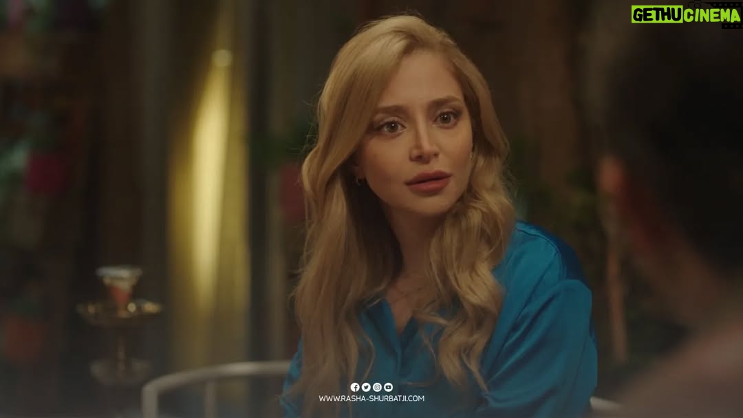 Rozina Lazkani - 16.9K Likes - ..
هي الصبية الجميلة ما بتحرّك الشخصية بناءً على جمالها، بتحرّك جمالها ليخدم الشخصية

#روزينا_لاذقاني ممثلة شطورة موهوبة هادية ولطيفة، أدواتها متزنة ولامعة ومميزة، بتشتغل من قلبها وبتدرُس كيف بدها تقدم انفعالات الدور بدون ما تبالغ أو تستسهل

#ولاد_بديعة
#رشا_شربتجي