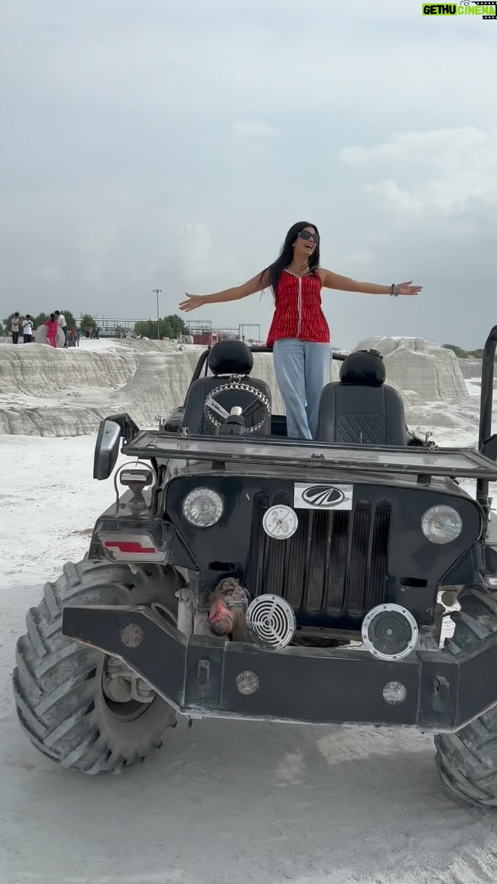 Ruba Khan - 8.8K Likes - इज्जत और लट्ठ , दोनों साथ साथ रखे हैं , जो जिसके काबिल हैं उसे वही मिलेगा 😎  #rubakhan #trending #trendingsongs #instagood #haryanvi #badmashi #vibe #killerchori #chambalkedakku‼️🦁🦁👿‼️