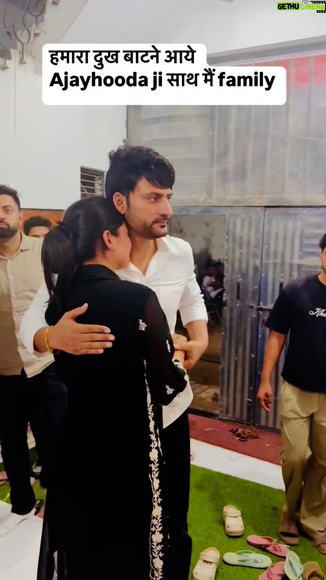 Ruba Khan - 141K Likes - Hmari industry wale khushi m or dukh m bhi sath hai Shukriya 🥹 @ajayhoodaofficial @drritusangwan