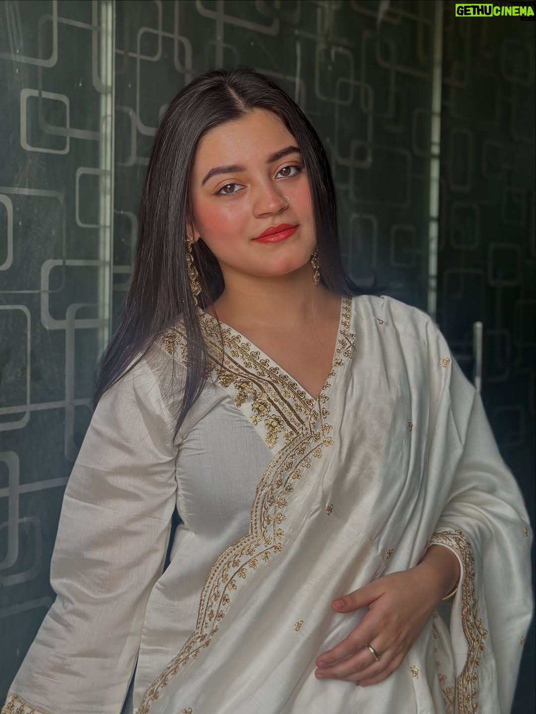 Ruchika Ray - 20.9K Likes - 🕊️🪞✨