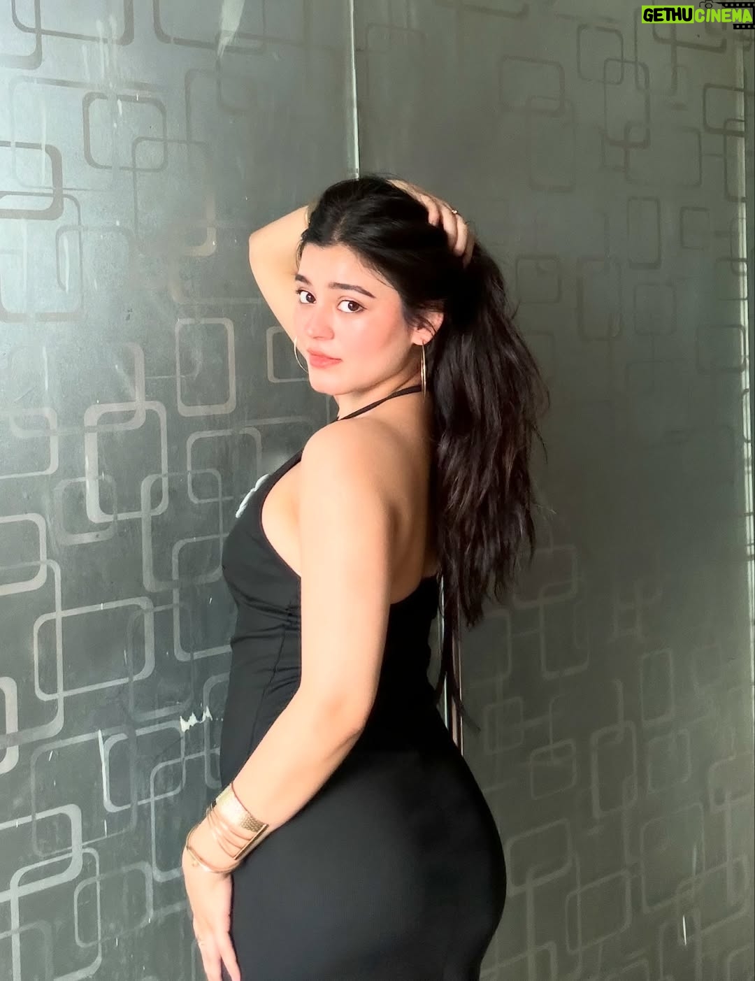 Ruchika Ray - 27.3K Likes - Dil jo tumhara hai , kaisa bechara hai 🫡🌝✨

#fyp #instamood #instagram