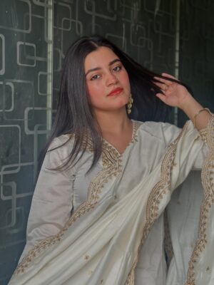 Ruchika Ray Instagram - 🕊️🪞✨