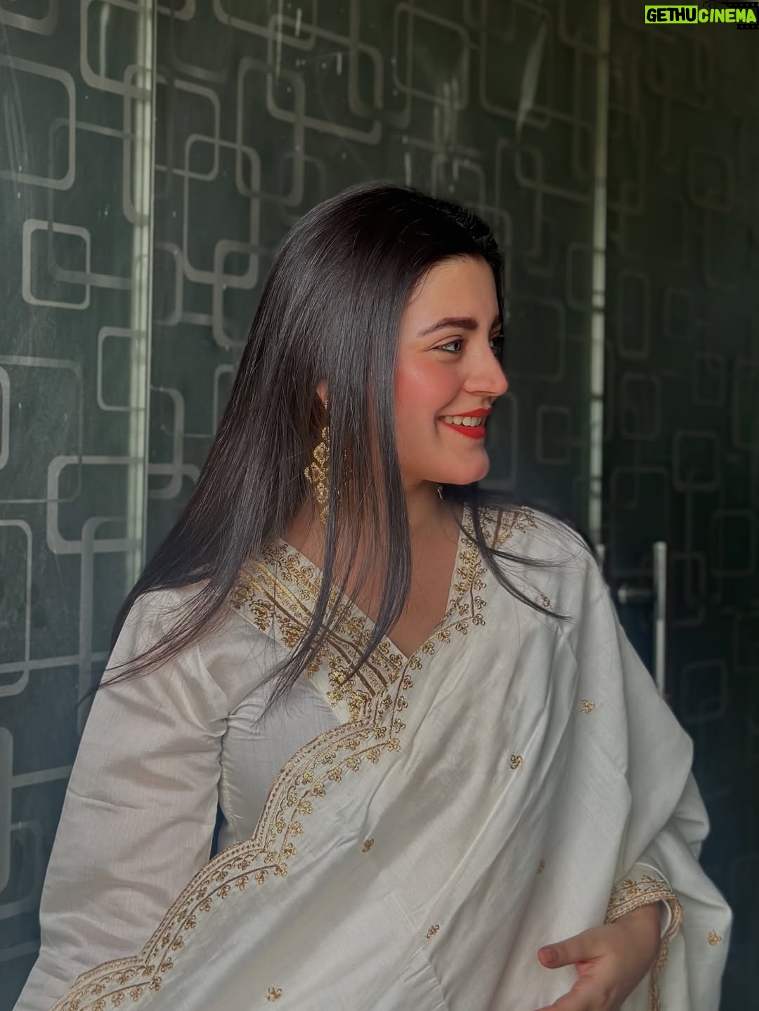 Ruchika Ray - 20.9K Likes - 🕊️🪞✨