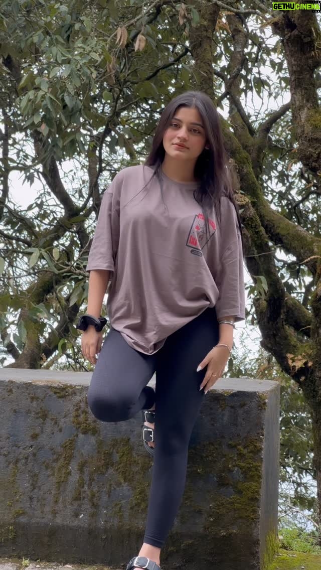Ruchika Ray - 58.6K Likes - 🌹