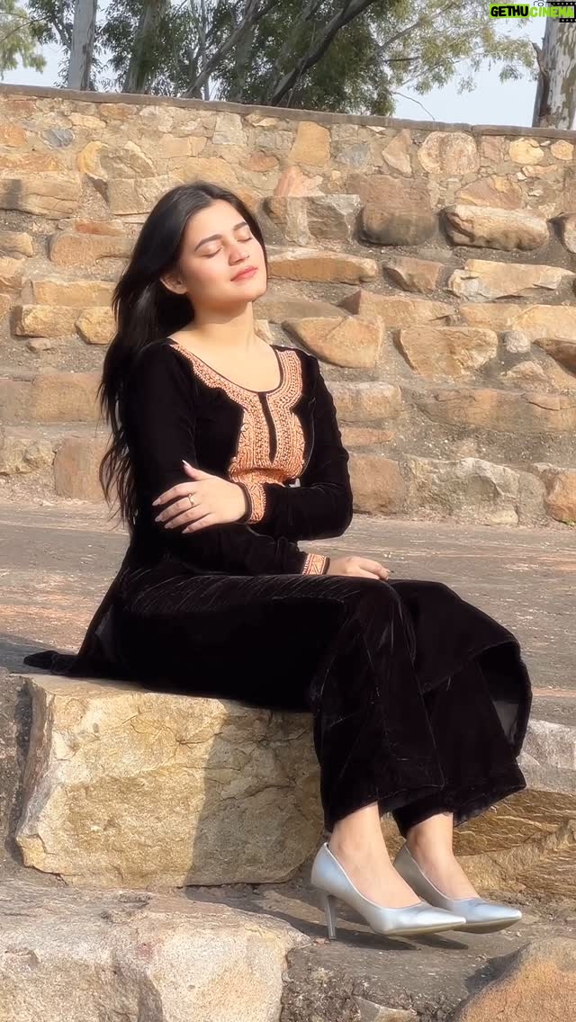 Ruchika Ray - 28.8K Likes - 💔