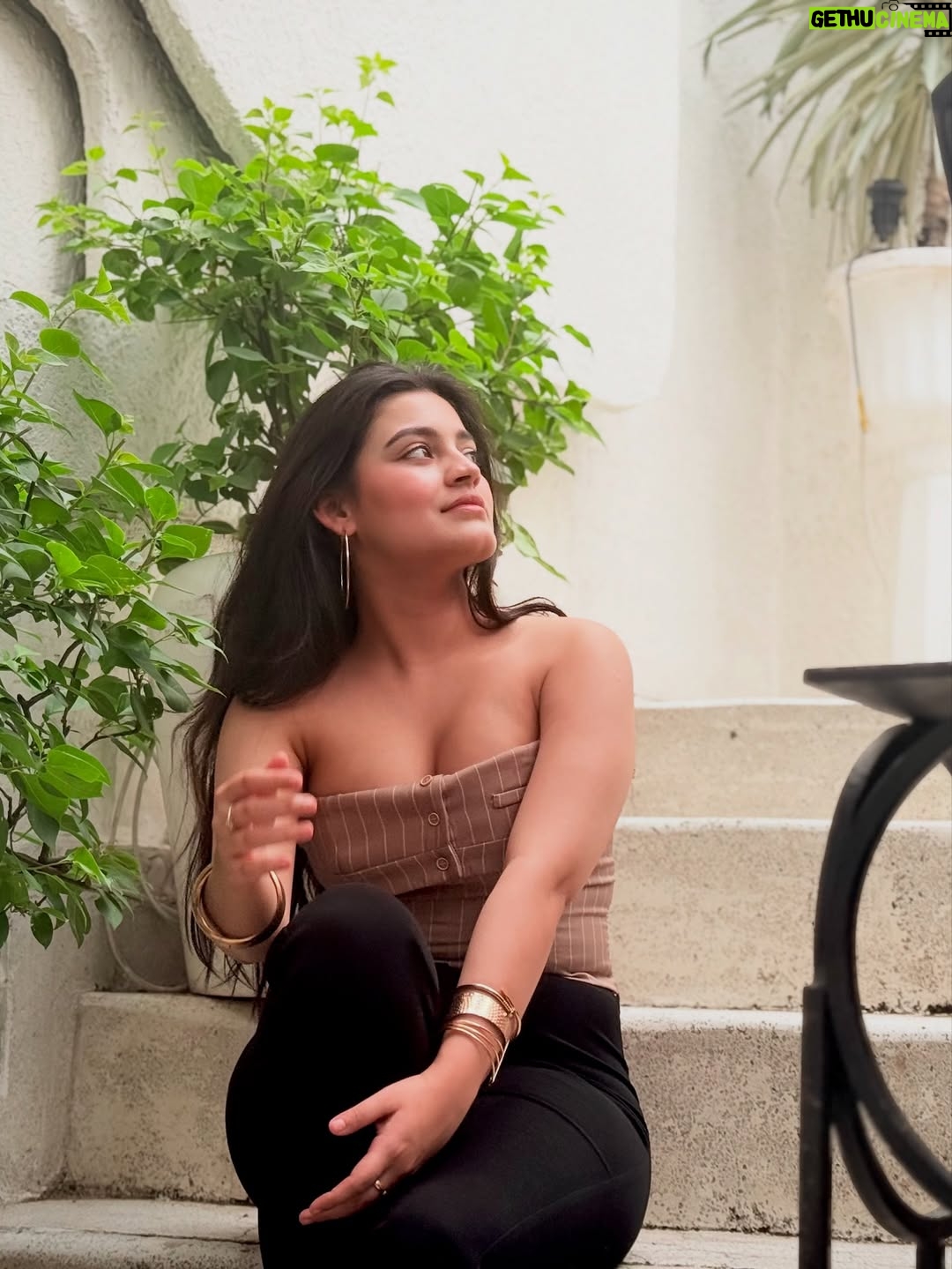 Ruchika Ray - 18.9K Likes - 🍃✨