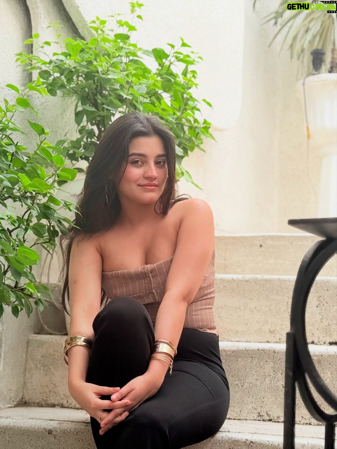 Ruchika Ray - 18.9K Likes - 🍃✨