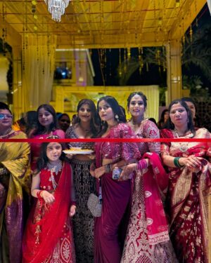 Rugees Vini Instagram - Maasi ki shaadi🤩🫠❤️🙏🏻 #rugees