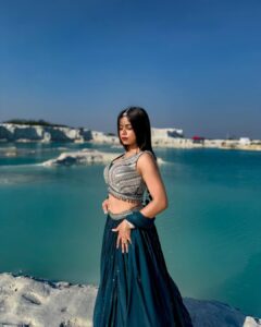 Actress Rugees Vini HD Photos and Wallpapers January 2025