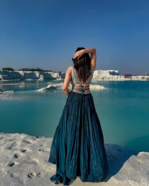 Rugees Vini Instagram - Shades of blue💙