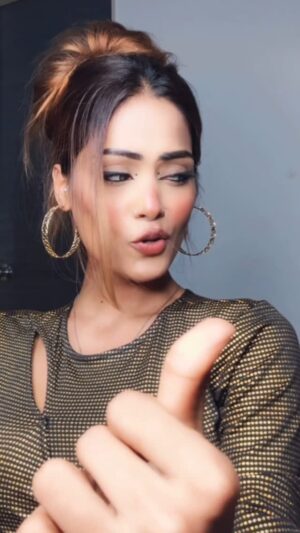 Rukaiya Firoz Khan Instagram -