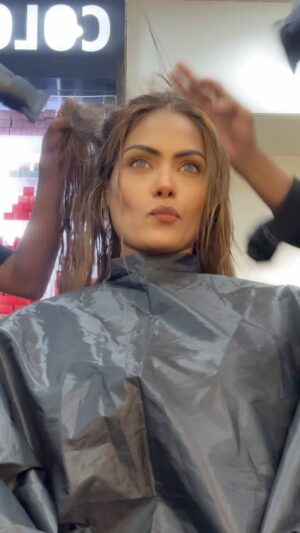 Rukaiya Firoz Khan Instagram - Back to ‘ NOT SO BLONDE ’ 👱♀️
Like Always @hair5s did their job
