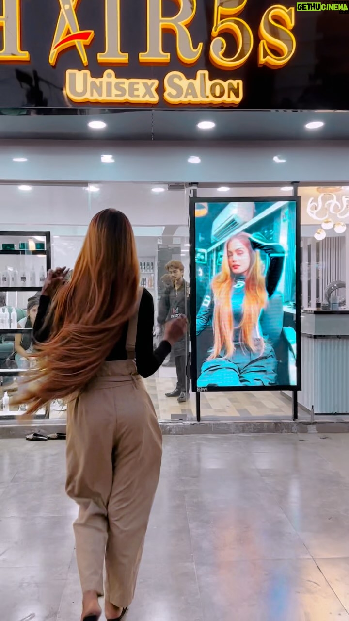 Rukaiya Firoz Khan - 12K Likes - Back to OG🤎
Congratulations to @hair5s for the new opening

#reels #NewHair #Rukaiyakhan06