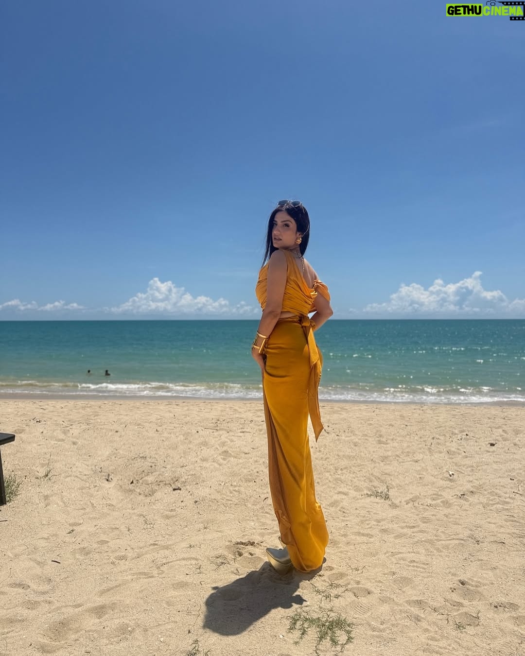 Rupali Jagga - 15.7K Likes - 🧜‍♀️🦪🏖️🐚☀️
Look For The Show In Phuket Yesterday ..
.
.
Outfit - @arokaofficial 
Earrings - @hamesa.in
Neckpiece- @jiaarajewellery 
Bracelet- @baala_jewels 
Stylist- @styledbysujata 
Assistant- @vrudhirita333
Intern - @priiiyaankkaa 
#jalpari #sea #thailand #phuket #rupalijagga