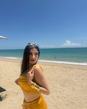 Rupali Jagga Instagram - 🧜♀️🦪🏖️🐚☀️
Look For The Show In Phuket Yesterday ..
.
.
Outfit - @arokaofficial
Earrings - @hamesa.in
Neckpiece- @jiaarajewellery
Bracelet- @baala_jewels
Stylist- @styledbysujata
Assistant- @vrudhirita333
Intern - @priiiyaankkaa
#jalpari #sea #thailand #phuket #rupalijagga