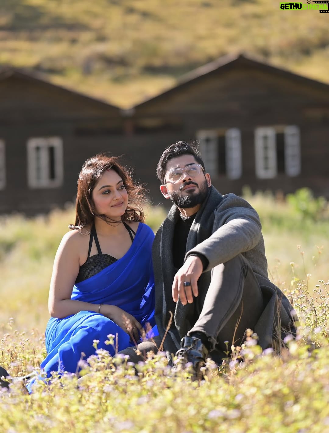 Rupankrita Kalita - 18K Likes - Memories of “Roi Juwa Na”🍁
#musicvideo #shooting #makeup 

@rupankrita_kuki @alankrita_kalita @sal_eim__ @ogflyingaviator @amalroy_photography @muabhattacharjee @banamali_photography