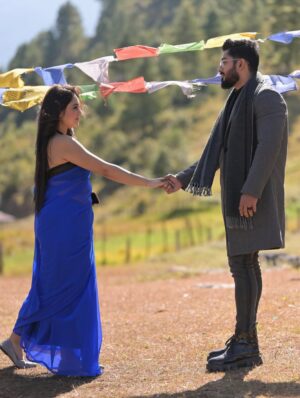 Rupankrita Kalita Instagram - Memories of “Roi Juwa Na”🍁
#musicvideo #shooting #makeup 

@rupankrita_kuki @alankrita_kalita @sal_eim__ @ogflyingaviator @amalroy_photography @muabhattacharjee @banamali_photography