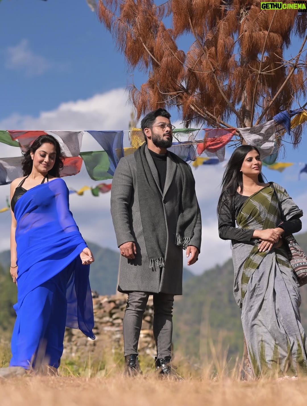Rupankrita Kalita - 18K Likes - Memories of “Roi Juwa Na”🍁
#musicvideo #shooting #makeup 

@rupankrita_kuki @alankrita_kalita @sal_eim__ @ogflyingaviator @amalroy_photography @muabhattacharjee @banamali_photography