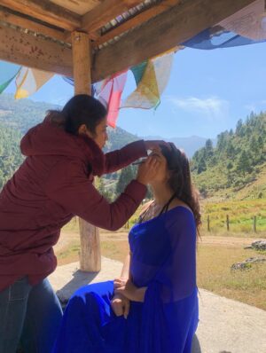 Rupankrita Kalita Instagram - Memories of “Roi Juwa Na”🍁
#musicvideo #shooting #makeup 

@rupankrita_kuki @alankrita_kalita @sal_eim__ @ogflyingaviator @amalroy_photography @muabhattacharjee @banamali_photography