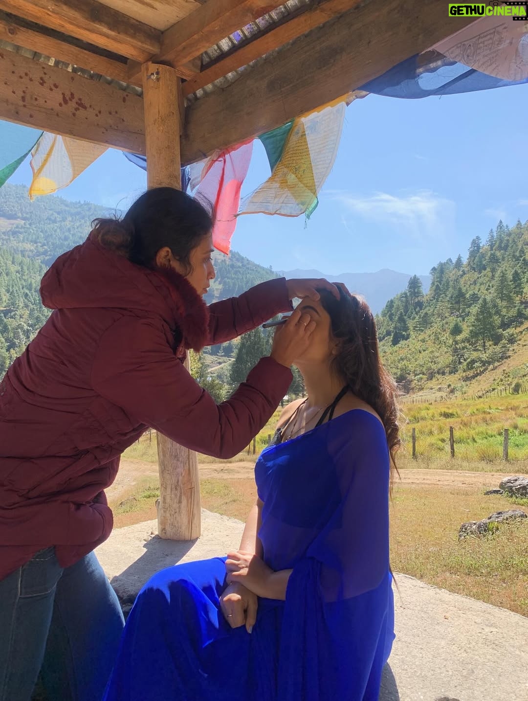Rupankrita Kalita - 18K Likes - Memories of “Roi Juwa Na”🍁
#musicvideo #shooting #makeup 

@rupankrita_kuki @alankrita_kalita @sal_eim__ @ogflyingaviator @amalroy_photography @muabhattacharjee @banamali_photography