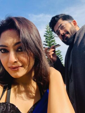 Rupankrita Kalita Instagram - Memories of “Roi Juwa Na”🍁
#musicvideo #shooting #makeup 

@rupankrita_kuki @alankrita_kalita @sal_eim__ @ogflyingaviator @amalroy_photography @muabhattacharjee @banamali_photography