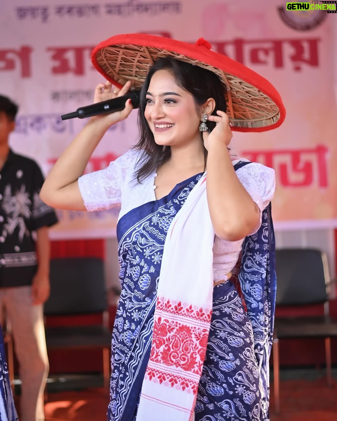 Rupankrita Kalita - 26.4K Likes - Thank you Barbhag College for all your love ❤️ 
Mua @nayanmonimedhi_ 
📷 @utjjal_kalita_photography and @harishbaruah_photography