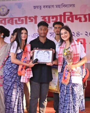Rupankrita Kalita Instagram - Thank you Barbhag College for all your love ❤️ 
Mua @nayanmonimedhi_ 
📷 @utjjal_kalita_photography and @harishbaruah_photography