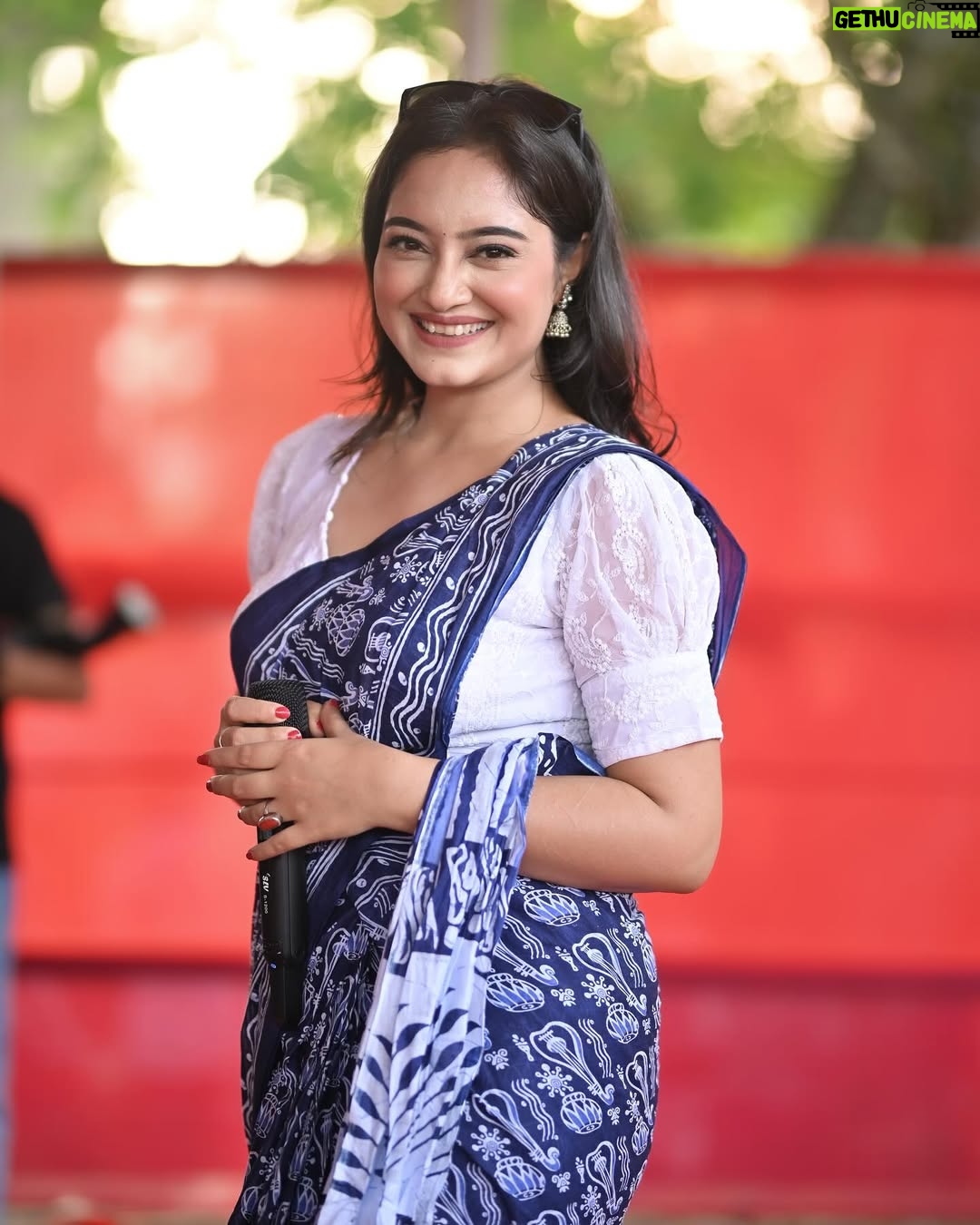 Rupankrita Kalita - 26.4K Likes - Thank you Barbhag College for all your love ❤️ 
Mua @nayanmonimedhi_ 
📷 @utjjal_kalita_photography and @harishbaruah_photography