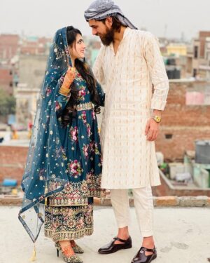 Rushna Noor Instagram - I am so lucky to have you as my husband in my life. I always feel special from you. I prayed to Almighty Allah to have a person like you in my life. And He accepted my prayer and sent you to my life. I am so blessed with your presence, take lots of love and wishes from me in this E I D 🌟 @shailzaibu
✰
✰
✰
✰
✰
✰
#rushail #isntagram #couplegoals #couple #eidmubarak #eid #eidoutfit