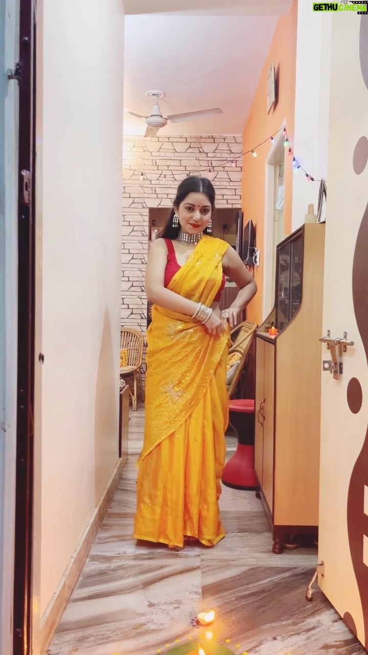 Ruspsa Saha - 4.4K Likes - Shubho dipaboli… 😊