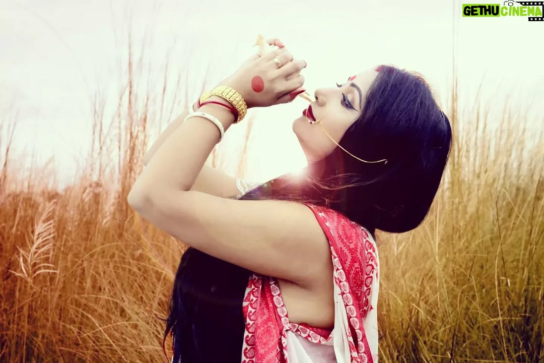 Ruspsa Saha - 3.2K Likes - Shubho Mahalaya... 🌾