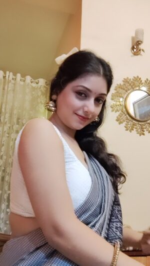 Ruspsa Saha Instagram - #rupsasaha #reelsinstagram #song