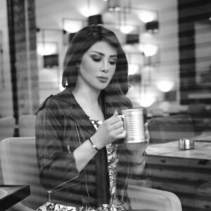 Rwad Aliu Instagram - في قلب كل منا شيء لايعلمه إلا رب كل شيء ... حبايبي تصبحو على خير وسعادة وراحة قلب وبال 🌸🌸🌸