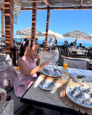 Rym Breidy Instagram - Please Weekends re for the family. 
 @jumeirahalqasr we had an unforgettable time 
Why leave the resort when Jumeirah Al Qasr has it all?
Best Beach in dubai , bites, spa, fun, and full on family vibes.