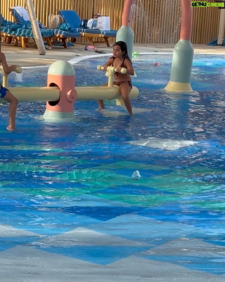Rym Breidy - 28K Likes - Please Weekends re for the family. 
 @jumeirahalqasr we had an unforgettable time 
Why leave the resort when Jumeirah Al Qasr has it all?
Best Beach in dubai , bites, spa, fun, and full on family vibes.
