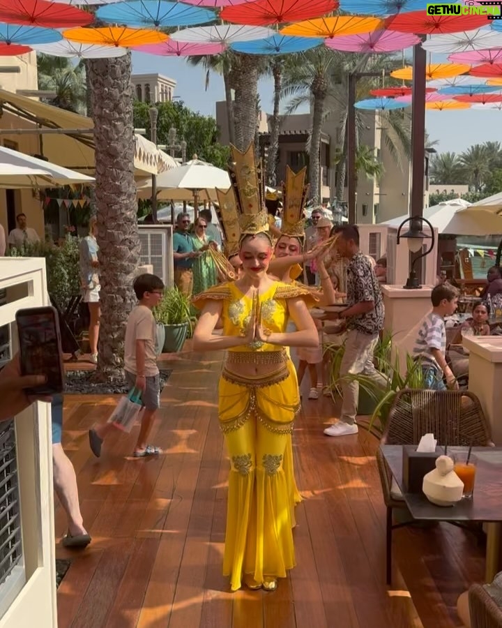 Rym Breidy - 28K Likes - Please Weekends re for the family. 
 @jumeirahalqasr we had an unforgettable time 
Why leave the resort when Jumeirah Al Qasr has it all?
Best Beach in dubai , bites, spa, fun, and full on family vibes.