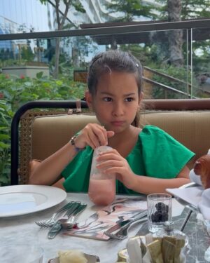 Rym Breidy Instagram - The most precious gift you can give your family is your time. Nothing else can replace the moments shared together.
@jumeirahmarsaalarab 💖