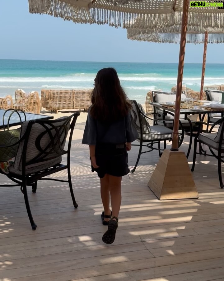 Rym Breidy - 28K Likes - Please Weekends re for the family. 
 @jumeirahalqasr we had an unforgettable time 
Why leave the resort when Jumeirah Al Qasr has it all?
Best Beach in dubai , bites, spa, fun, and full on family vibes.