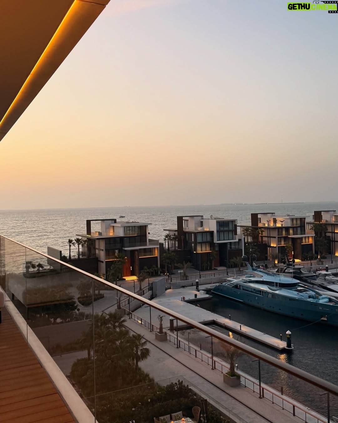 Rym Breidy - 40.1K Likes - The most precious gift you can give your family is your time. Nothing else can replace the moments shared together.
@jumeirahmarsaalarab 💖