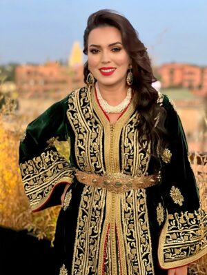Saadia Ladib Instagram - بهجة مراكش تزيد القفطان جمالا #♥
شكرا @makeup_armichi @negafa_armichi