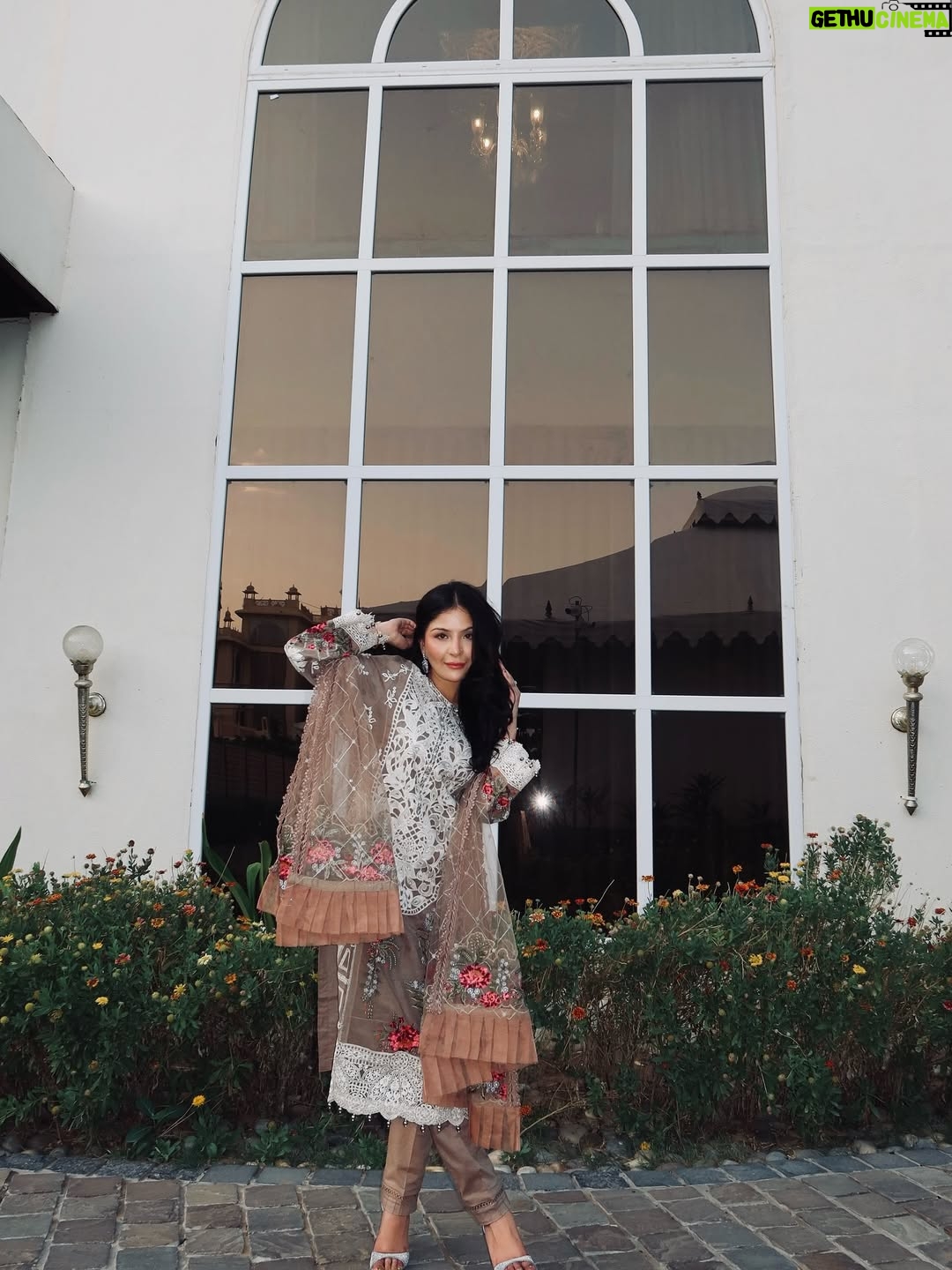 Saanya Khatter - 3 Likes - Song said it 😉 
Acting coy but plotting chaos under this dupatta 🤭💁🏻‍♀️ 
.
.
.
.
.
.
.
[ Saanya Khatter, indian wear, festive wear, pakistani suit, traditional wear, festival time, outfit ideas, ootd, outfit inspiration ]