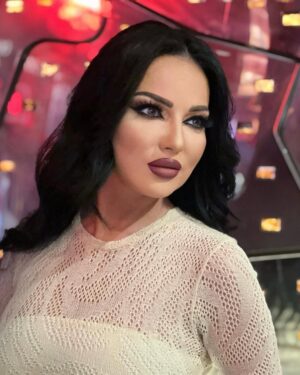 Safaa Sultaan Instagram - الحياة حديقة مليئة بالبهجة والرضا وفرص السعادة. ستُصبح الحياة أكثر إيجابيّة لو نظرنا إليها بعين التفاؤل والأمل.
@thesmallville_hotel @fadel_kamli_official
@gracerady
Soon :بلا تصنيف