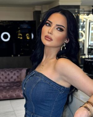 Safaa Sultaan Instagram - ميك اب : وسام حسينو 💄
الفنانة الجميلة صفاء سلطان ❤️
#makeupartist @wesaamhsseno 💄
#hairstylist @sliman_alhalabi
للضرورة الاتصال على الرقم 0966618881
.
.
.
.
.
.
#followforlike #makeupartist #followforfollowback #explore #explorepage
#makeup #wesaamhsseno #wessamhsseno #explorepage #makeupforever #eyeshadow #eyeliner #blash #liekforlike #syrianbeauty #syria #دبي #بيروت #دمشق # #وسام_حسينو 0966618881
#اكسبلور #اكسبلور_فولو #اكسبلور_ضيفونا #اكسبلور_فولو_للبيج❤️