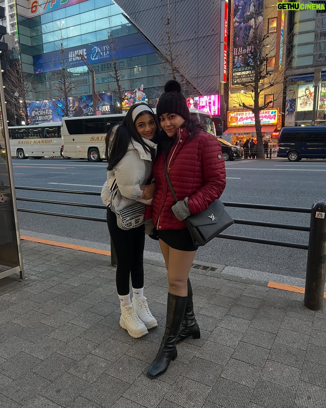 Safira Ratu Sofya - 129.6K Likes - Japan dump 😬