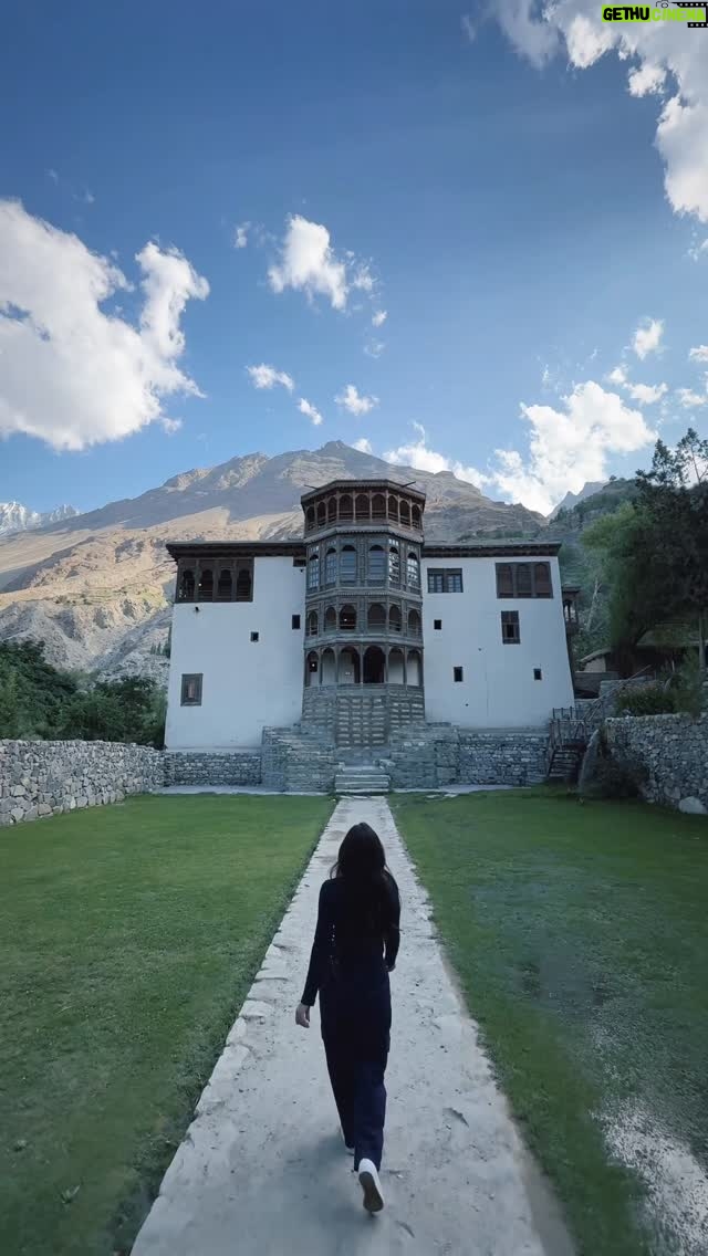 Sahar Hashmi - 107.5K Likes - mentally prepping for another staycation 🪷