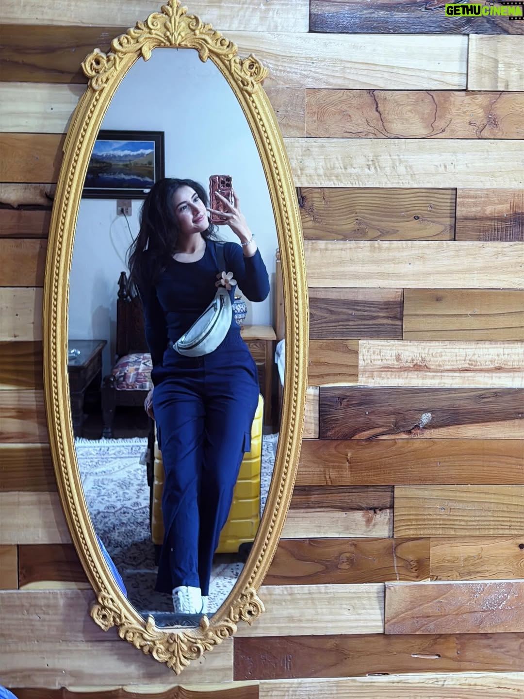 Sahar Hashmi - 123.3K Likes - wholesome start to day/2 in skrdu 🤧🪷

fit//@bandanapk