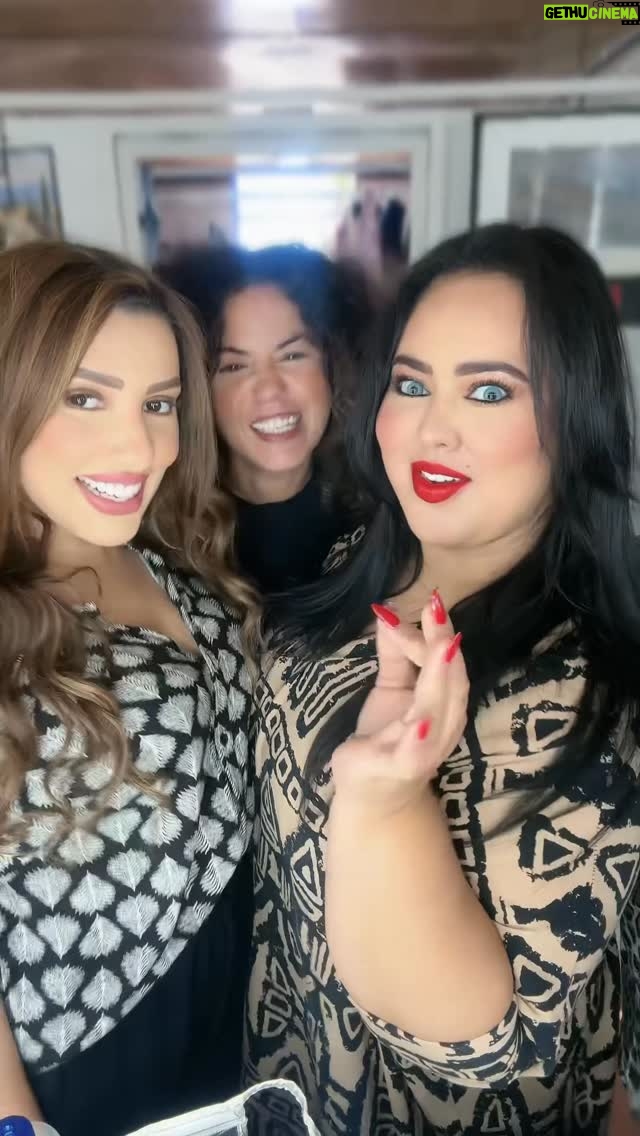 Sahar Seddiki - 20.9K Likes - فاش كتكون فجيبك 51 درهم وباغا تحكمي الكروة 🤪😎🎬
@saharseddiki @sahar_bazzine @zinadaoudia